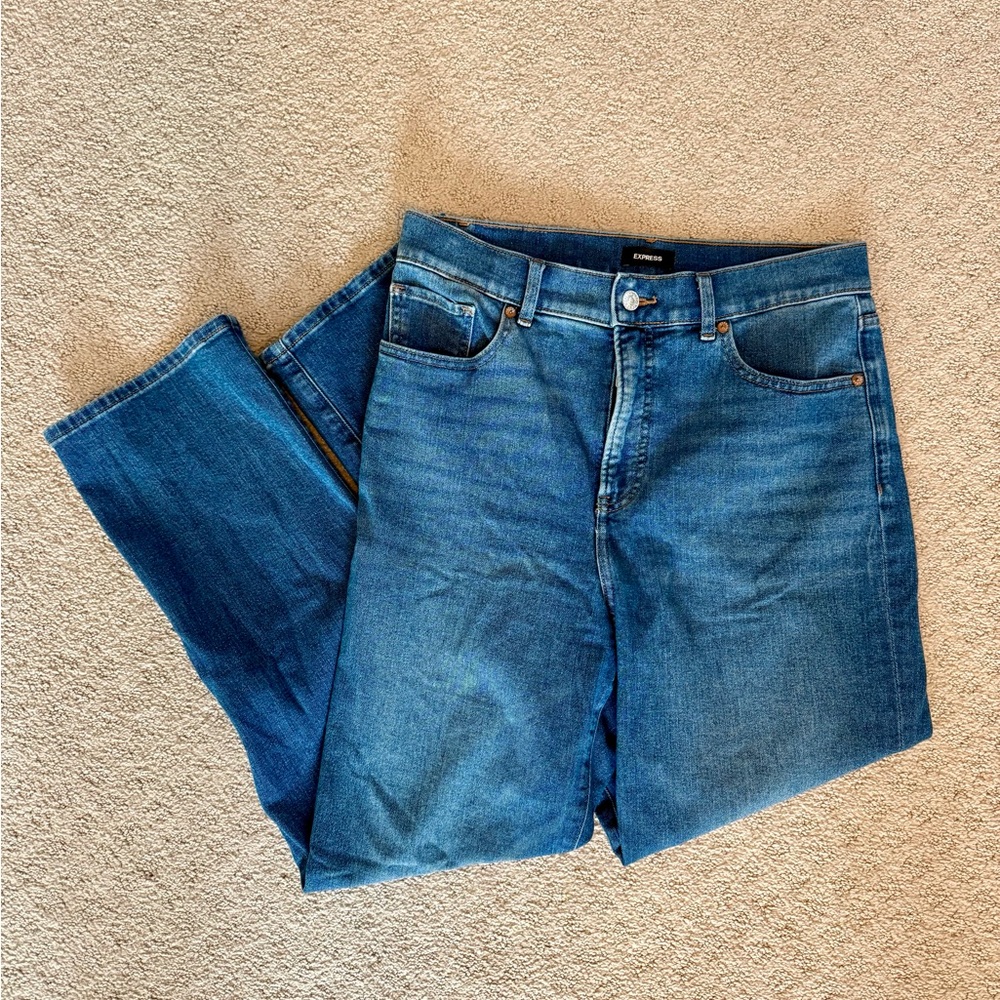 Express Women’s Straight Blue Jeans